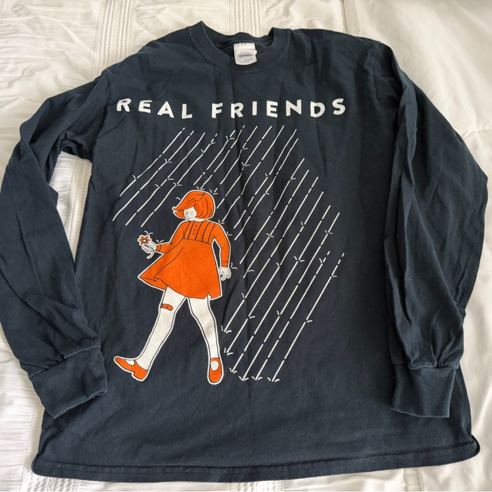 Real Friends Long-sleeved Band Tee